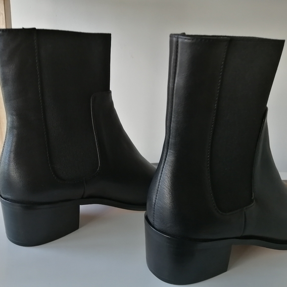 Leather boots - Picture 5 of 6